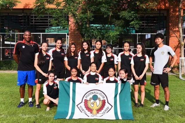尼克斯逆转险胜，阿奴诺比绝杀夺得53年首冠